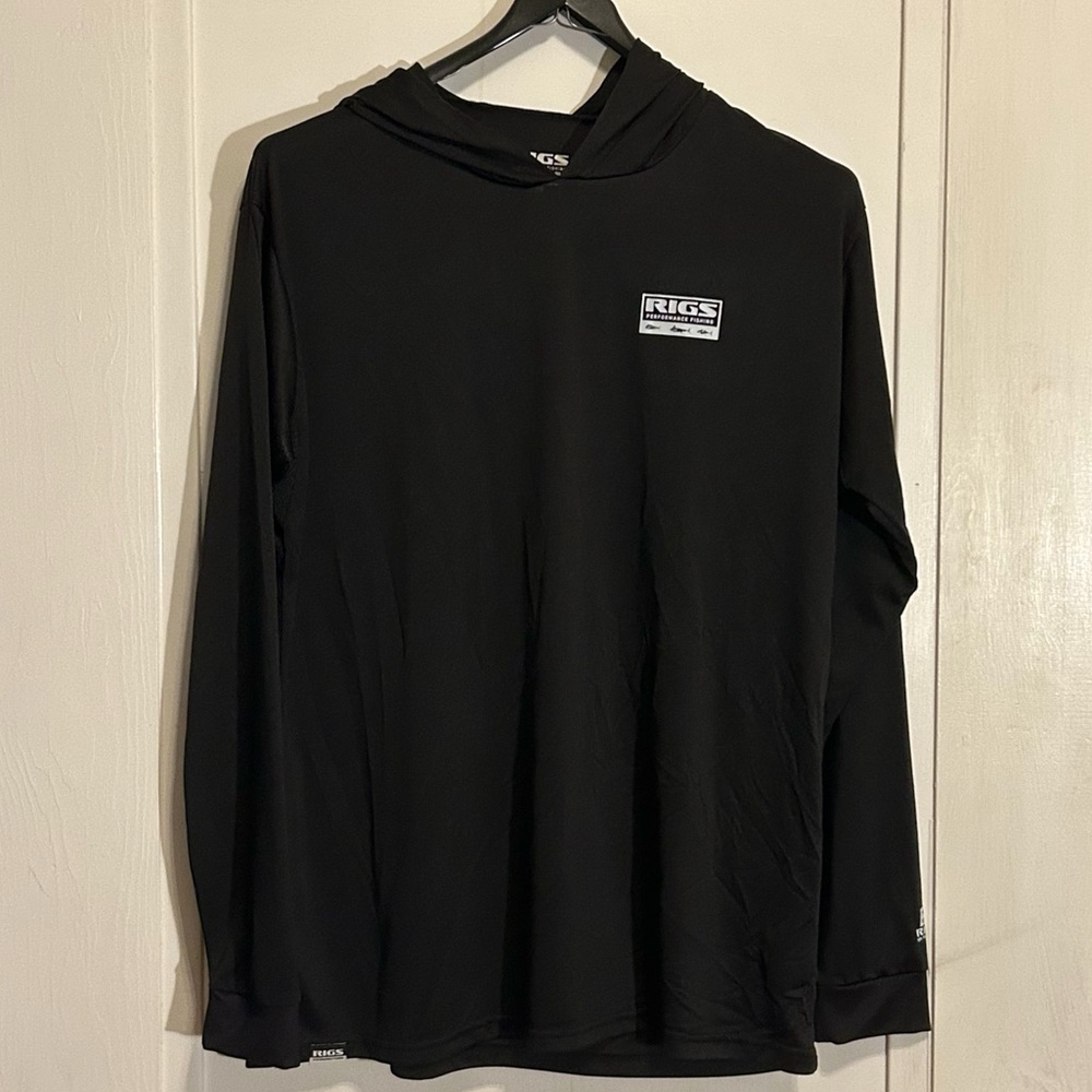 RIGS Performance Fishing 50+ UPF Sun Protection Long Sleeve Hooded rash guard